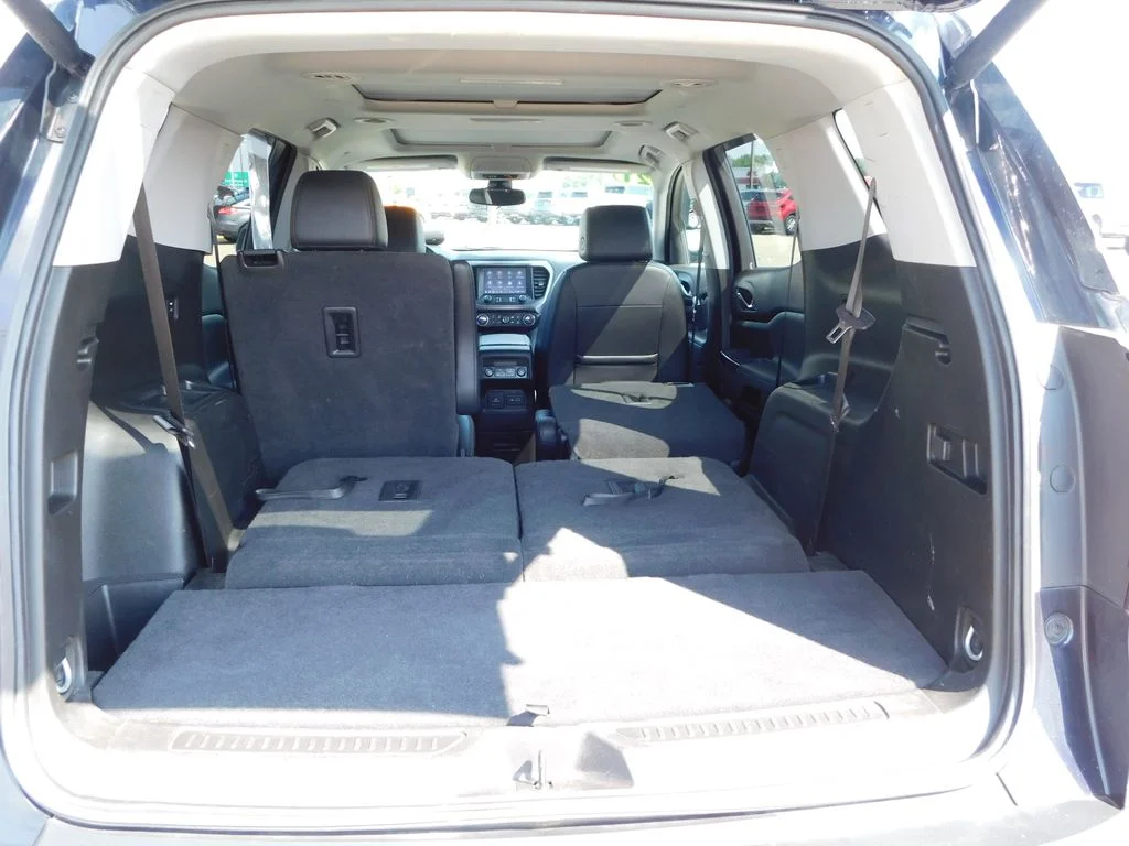 Used 2021 Midnight Blue Metallic GMC AT4 image 28