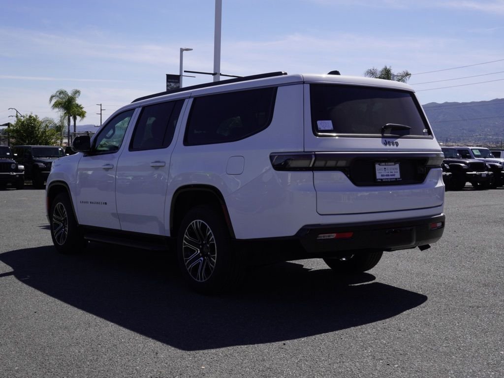 New 2026 Bright White Clear-Coat Exterior Paint Jeep  image 5