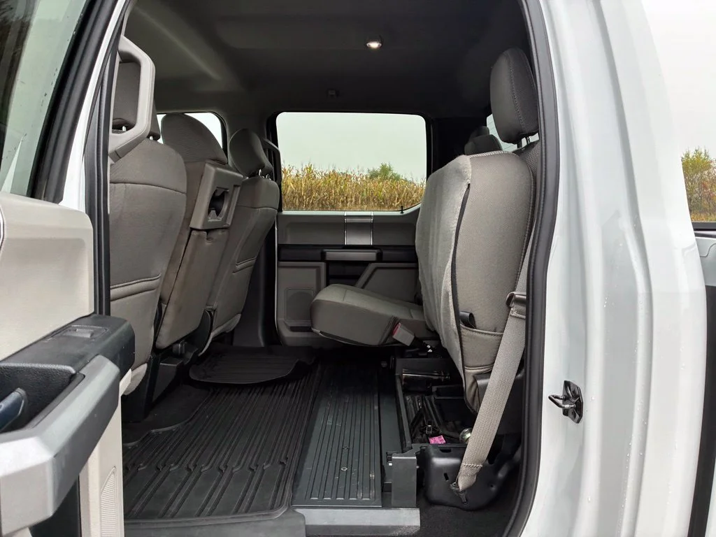 Used 2019 White Ford XLT image 10