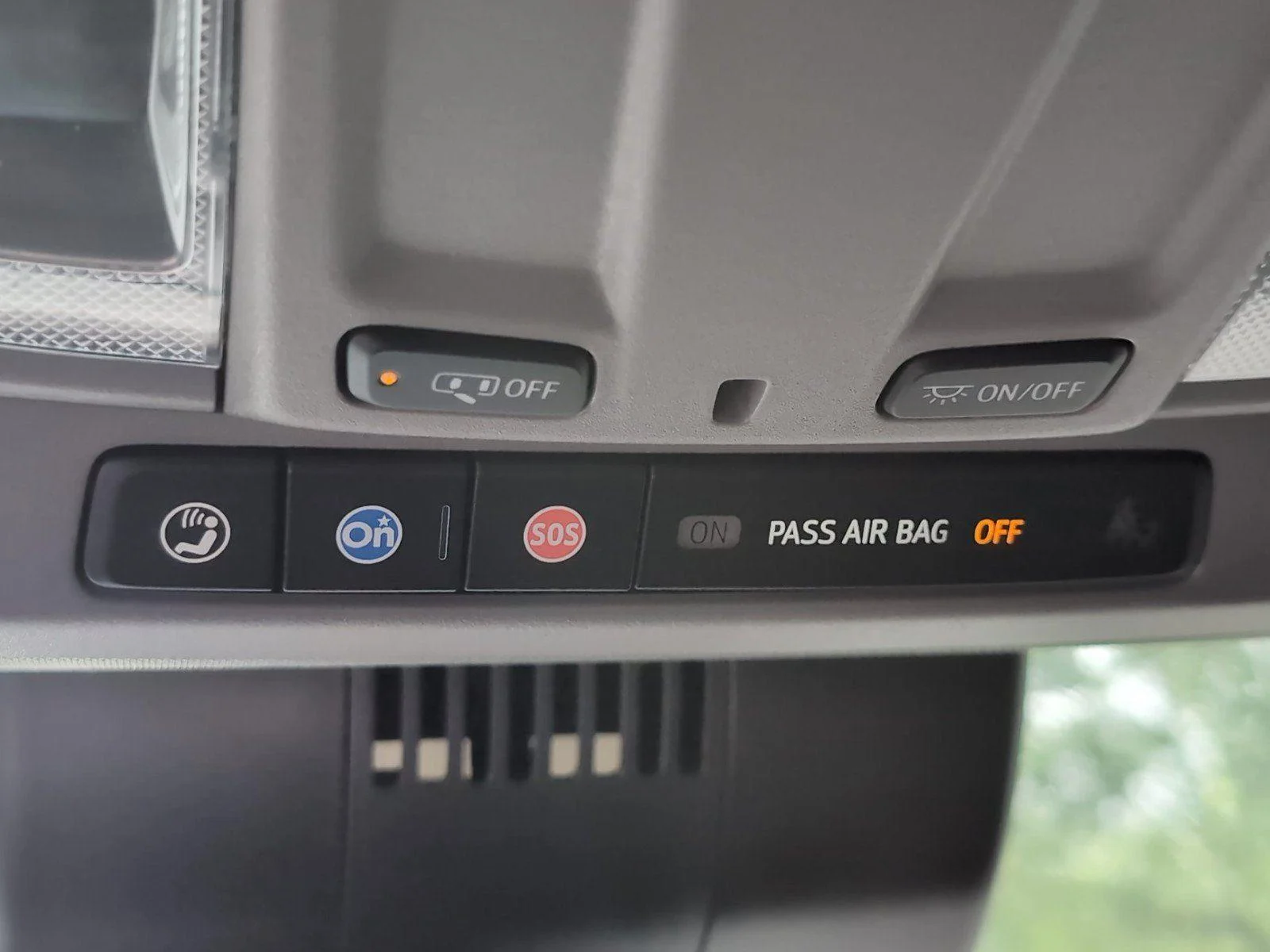 Used 2024 Summit White Chevrolet Custom image 19