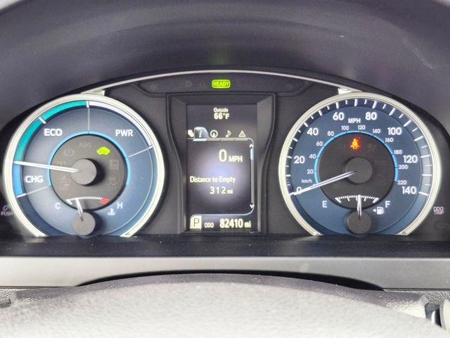 Used 2015 Gray Toyota XLE image 32