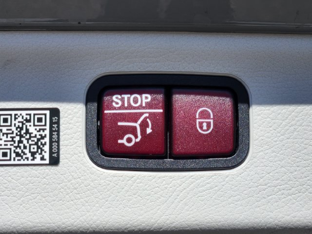 Certified Used 2023  Mercedes-Benz 580 image 19