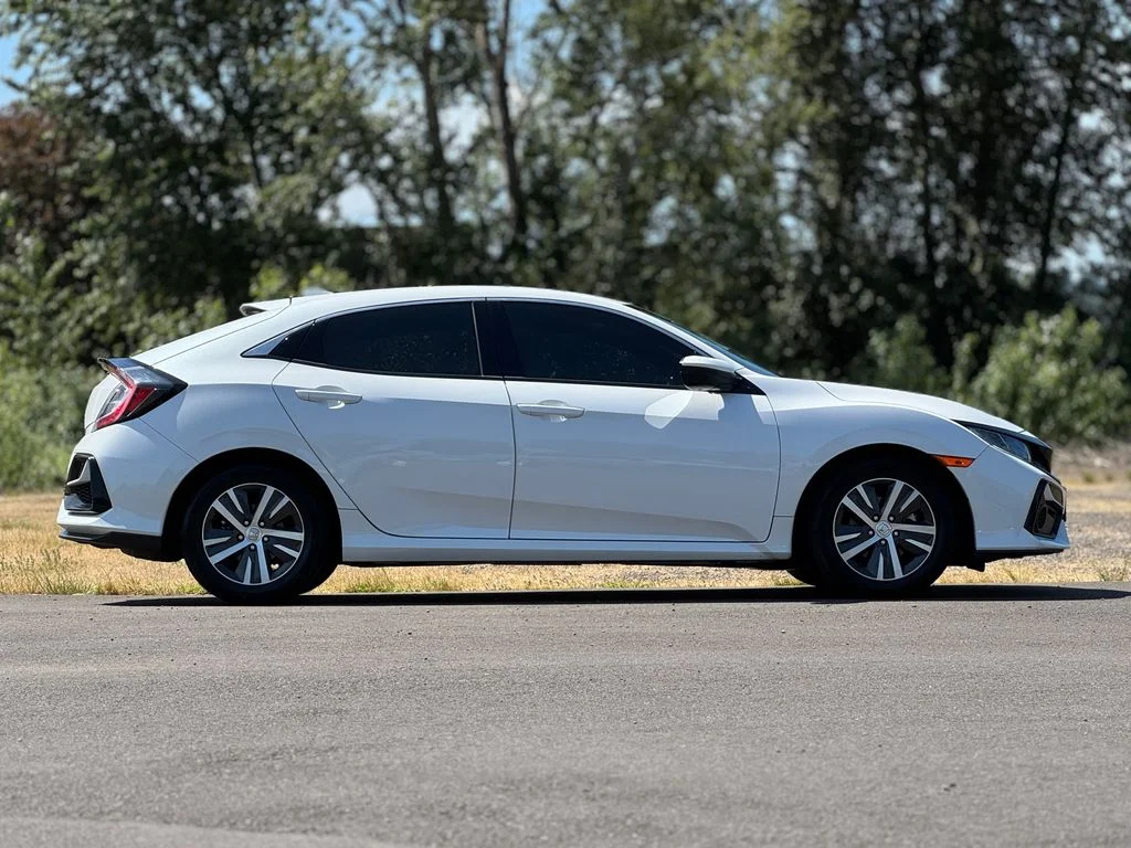 Used 2021 Platinum White Pearl Honda LX image 8
