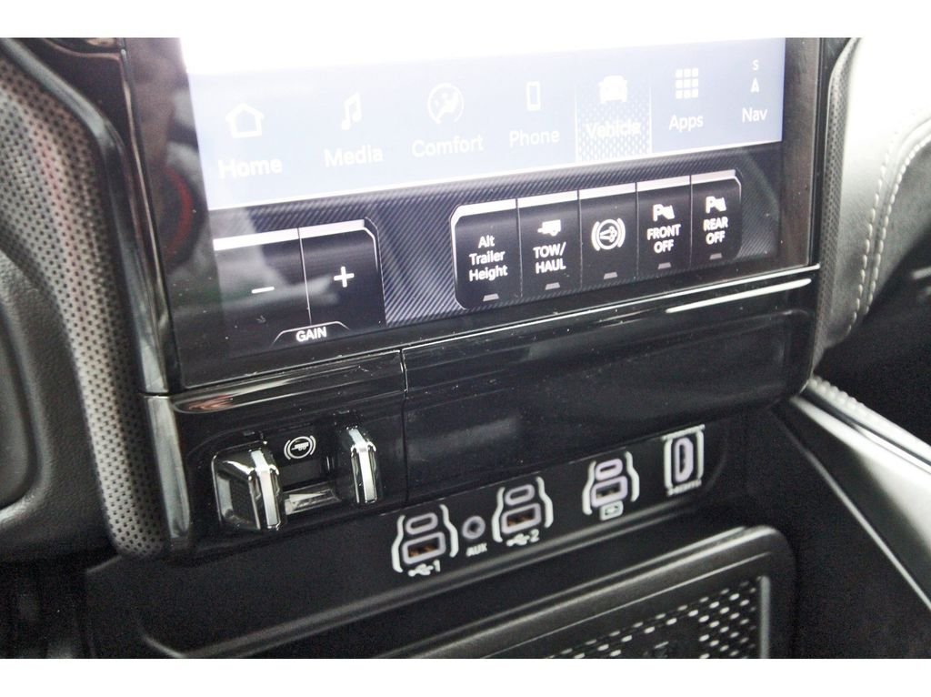 Used 2025 Black Ram Limited image 29