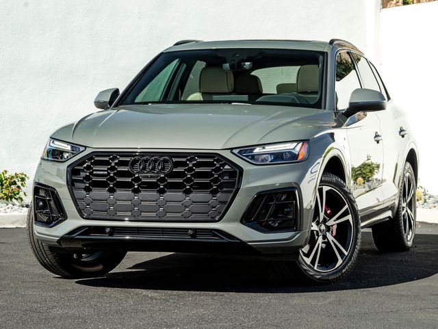 2025 Audi Q5 45 Premium Plus's photo