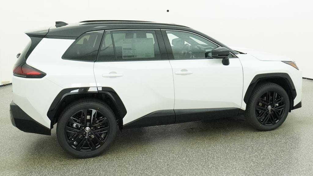 New 2026 Wind Chill Pearl with Midnight Black Metallic roof Toyota XSE image 16