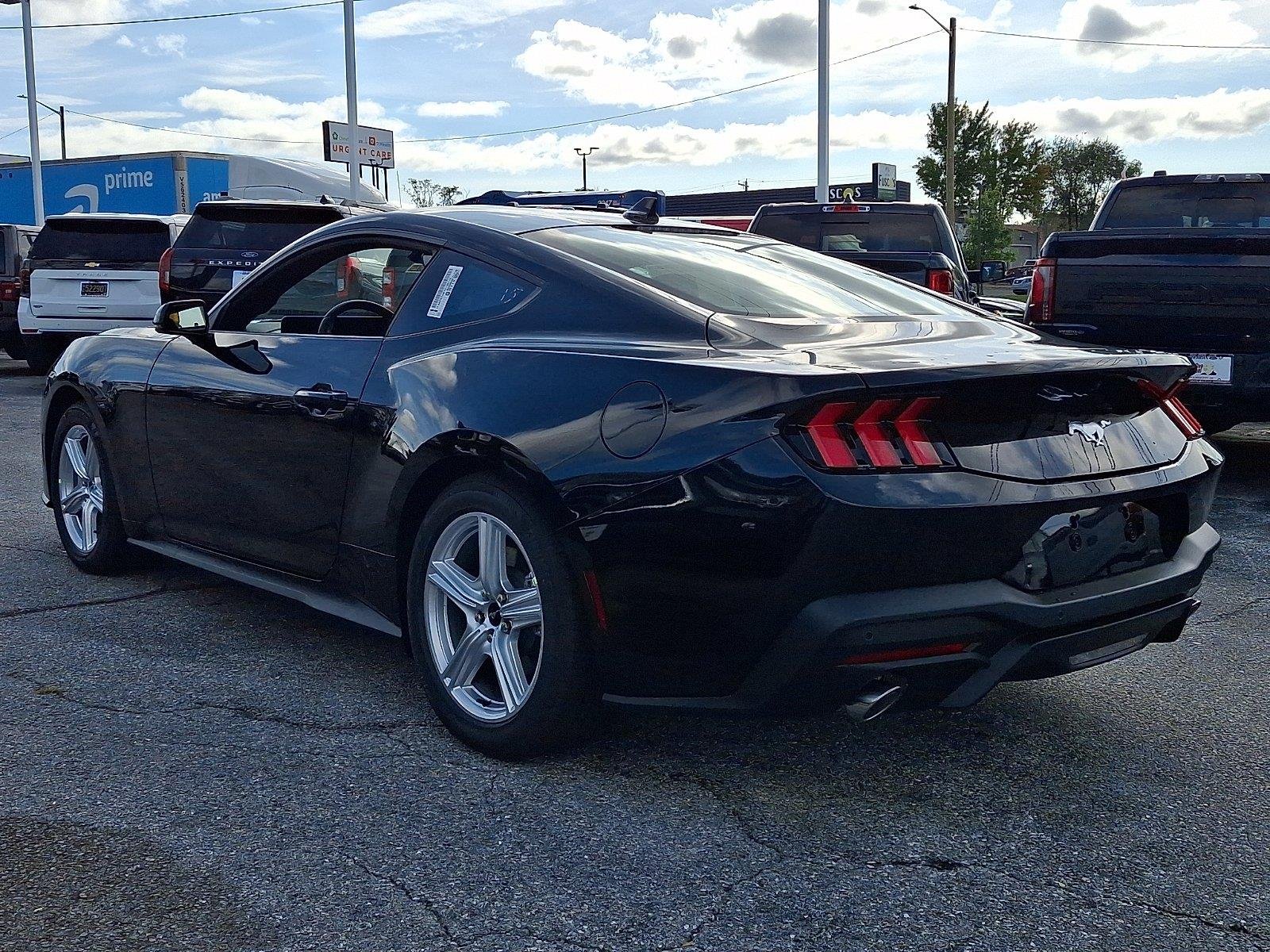 New 2026 Shadow Black Ford EcoBoost® Premium Fastback image 3