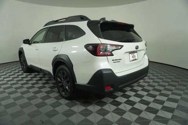 Certified Used 2025 Crystal White Pearl Subaru Onyx Edition image 5
