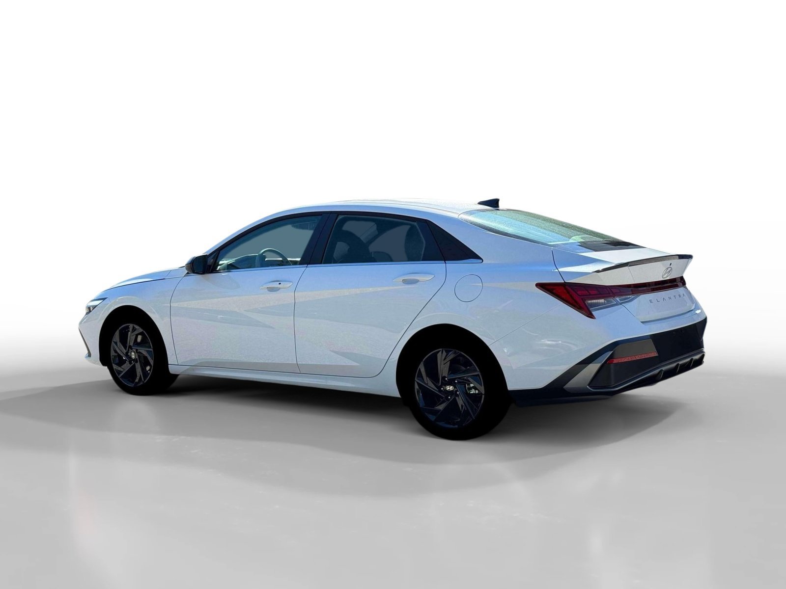 New 2026 Serenity White Hyundai SEL Sport image 4