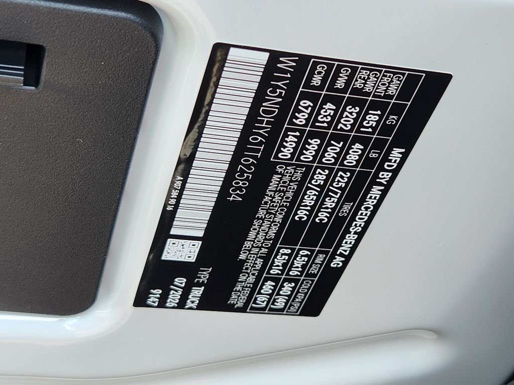 New 2026 ARCTIC WHITE Mercedes-Benz CARGO image 11