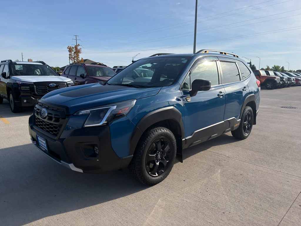 Used 2022 Geyser Blue Subaru Wilderness image 2