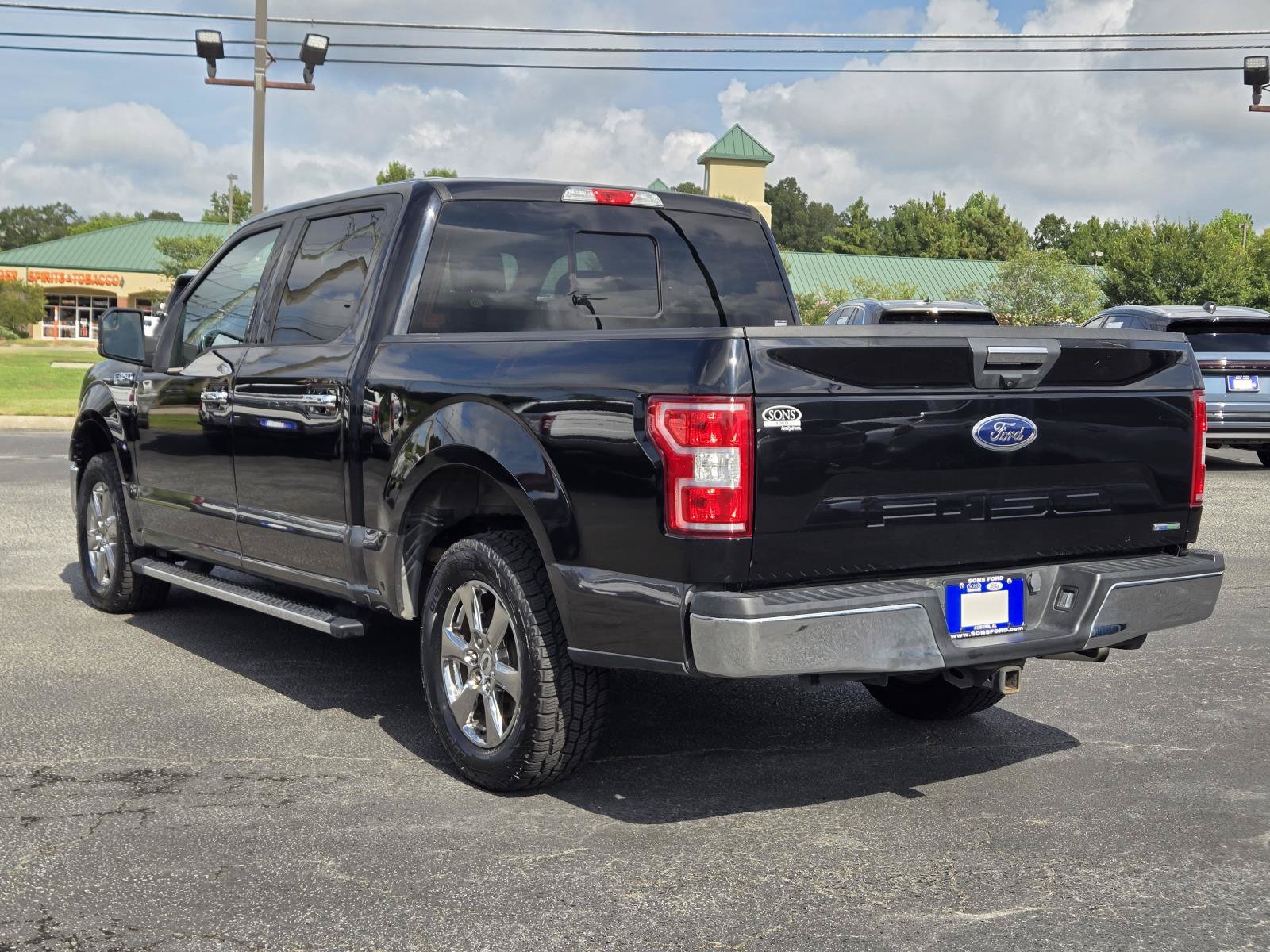 Used 2020 Black Ford XLT image 12