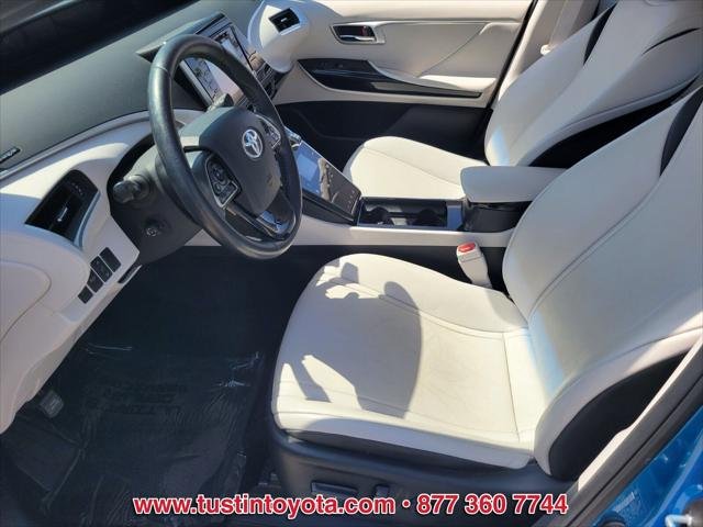 Certified Used 2019 BLACK/PURE BLUE ME. Toyota  image 10