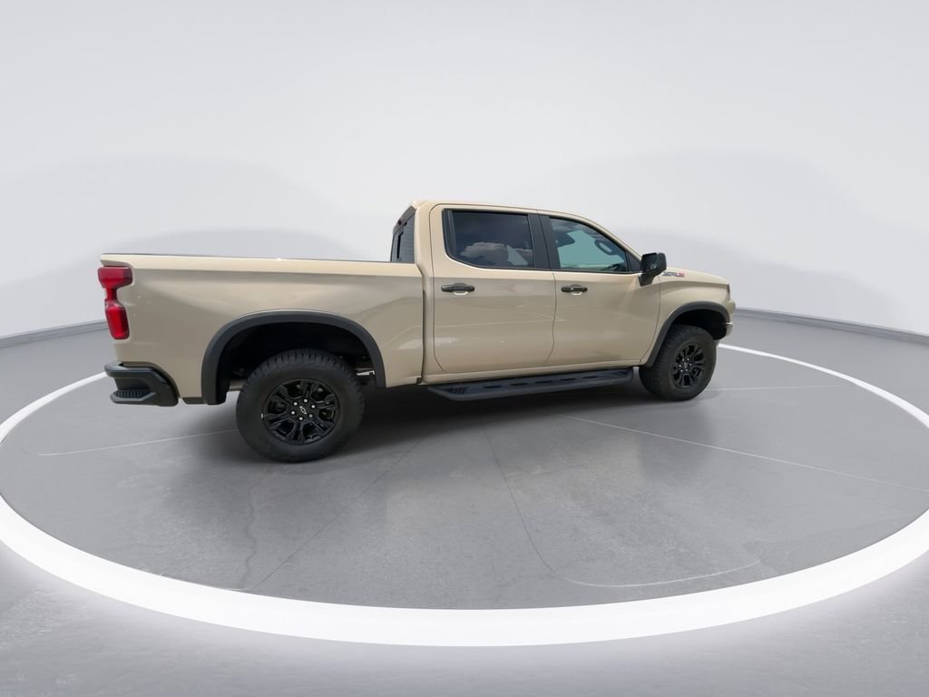 Used 2022 Beige Chevrolet ZR2 image 9