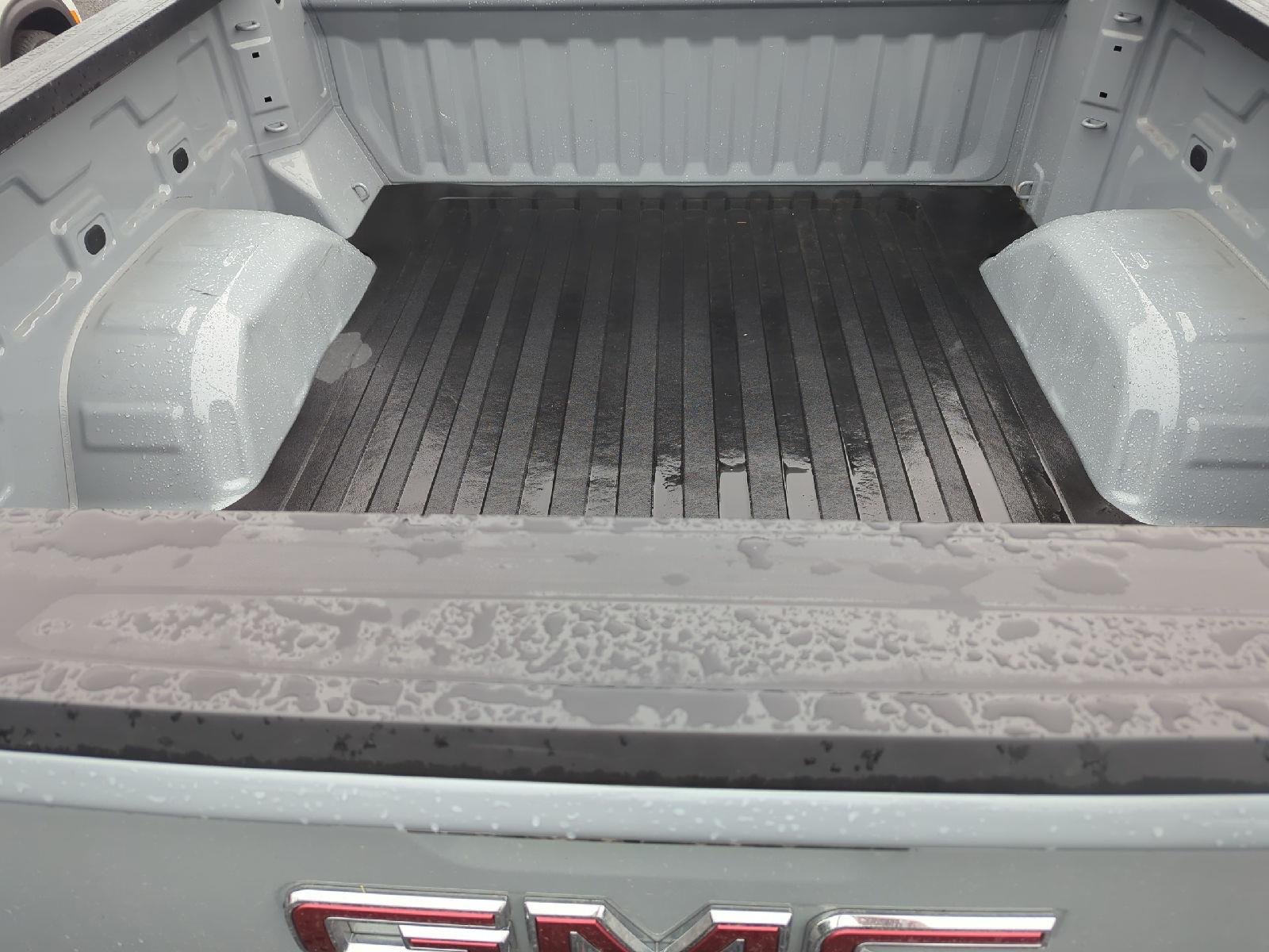 Used 2024 Thunderstorm Gray GMC Elevation image 9
