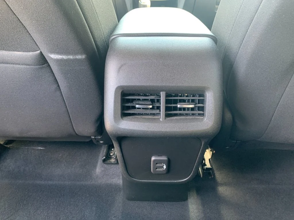 Used 2021 Silver Chevrolet LT image 15