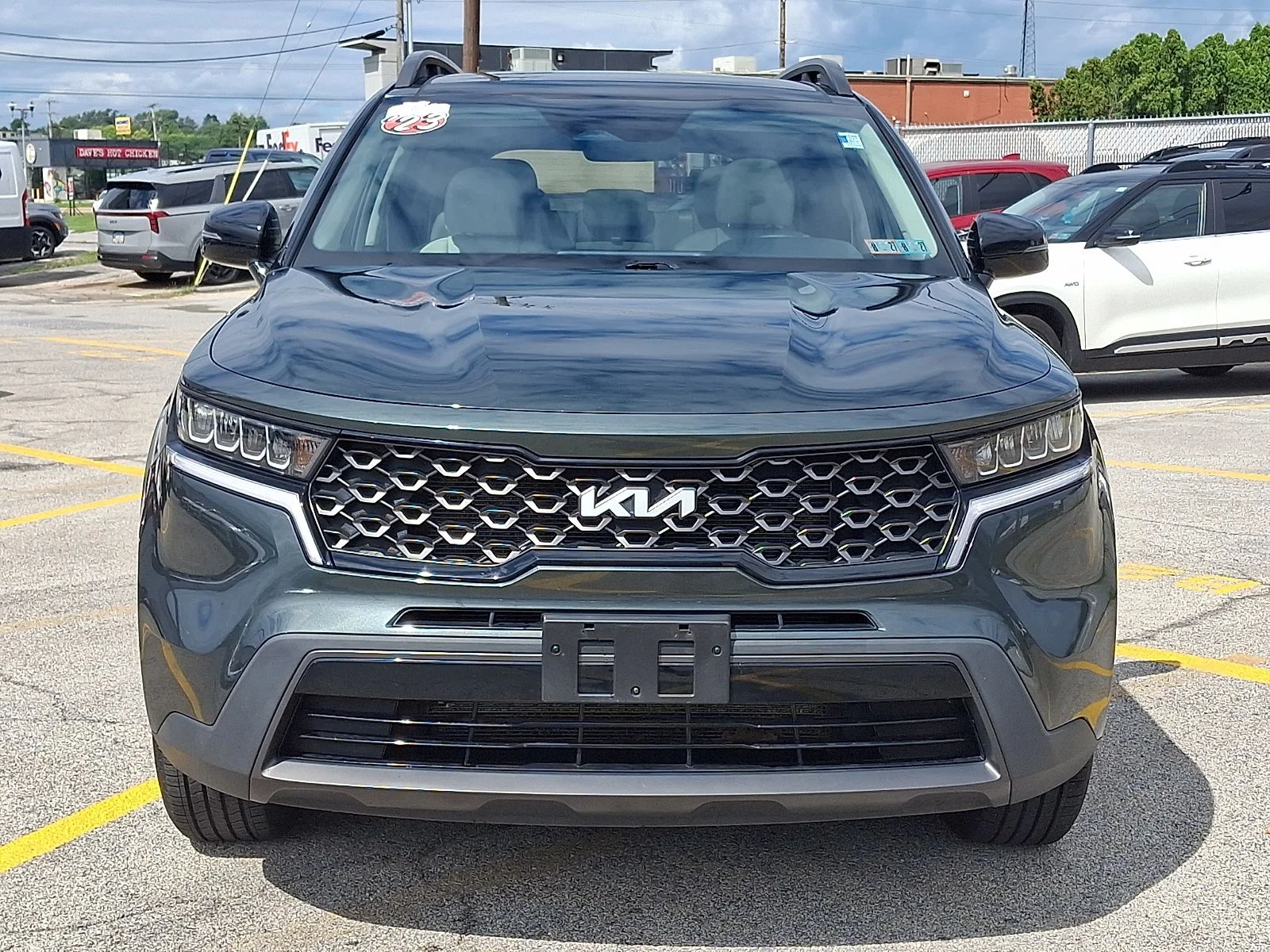 Used 2023 Green Kia X-Line S image 7