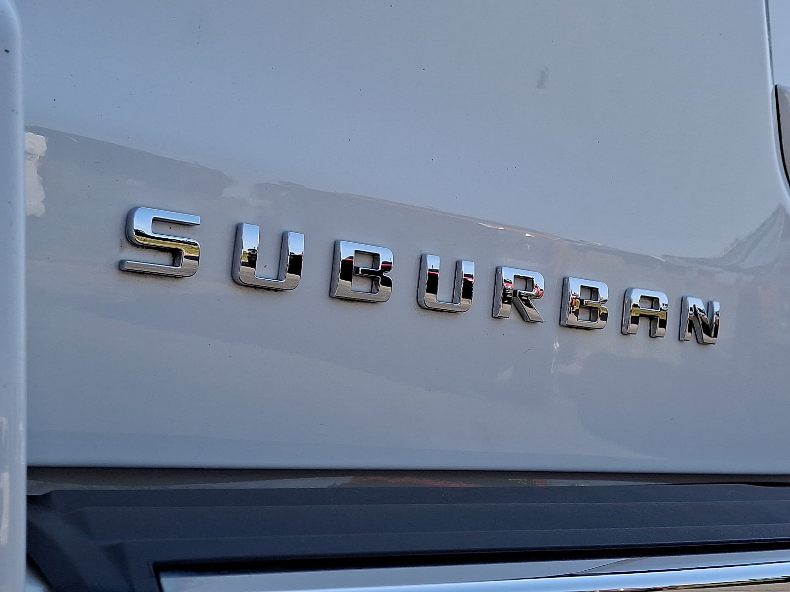 Used 2016 Summit White - GAZ Chevrolet LTZ image 31