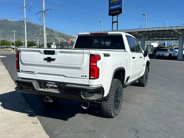 2026 Chevrolet Silverado 3500 HD LTZ - Photo 6