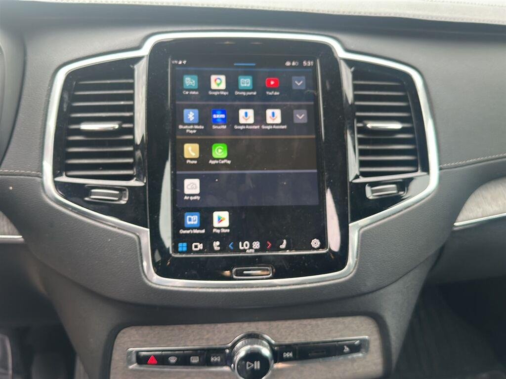 Used 2023 Onyx Black Metallic Volvo Ultimate image 15