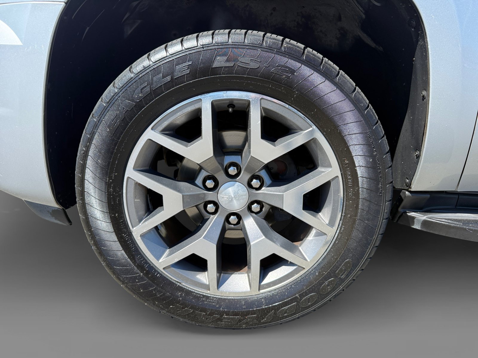 Used 2014 QUICKSILVER METALLIC GMC SLT image 9