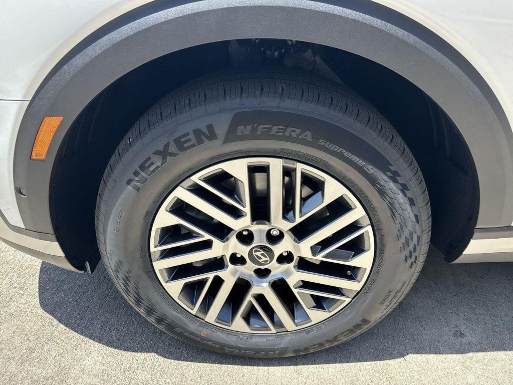 New 2026 White Pearl Hyundai SEL Premium FWD image 19