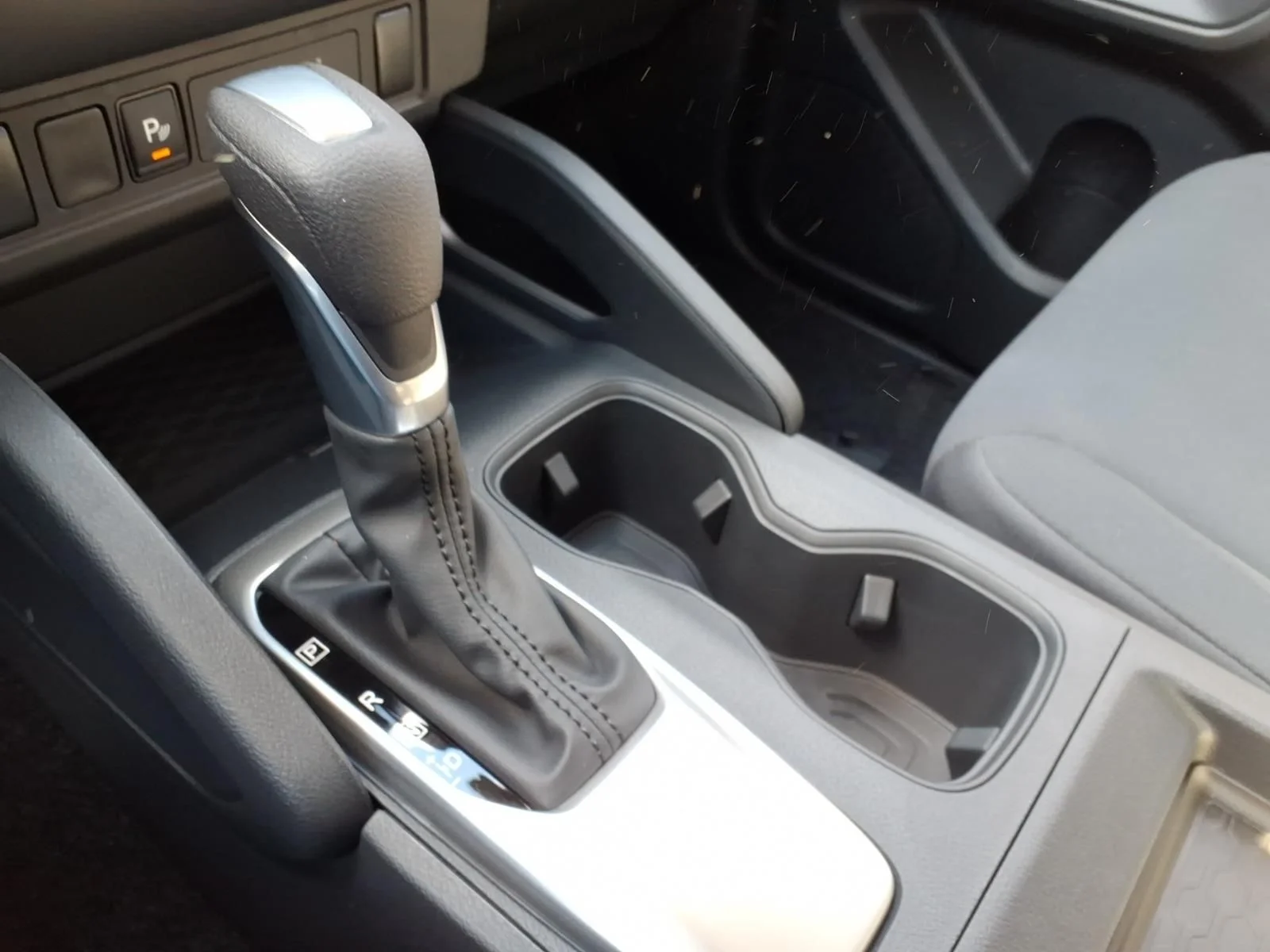 New 2026 Glacier White Nissan Crew Cab S image 14