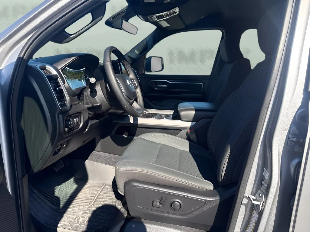 Used 2025 Silver Ram Big Horn/Lone Star image 9
