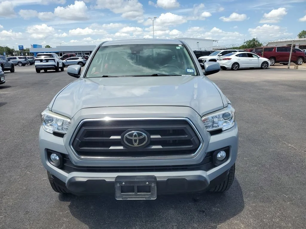 Used 2020 Gray Toyota SR5 image 28
