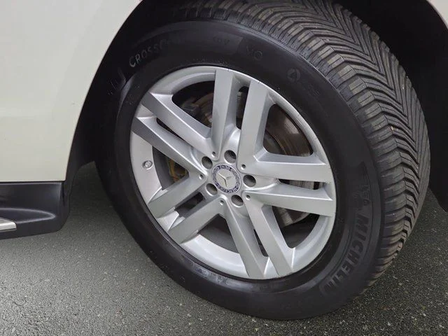 Used 2014  Mercedes-Benz GL 450 image 31