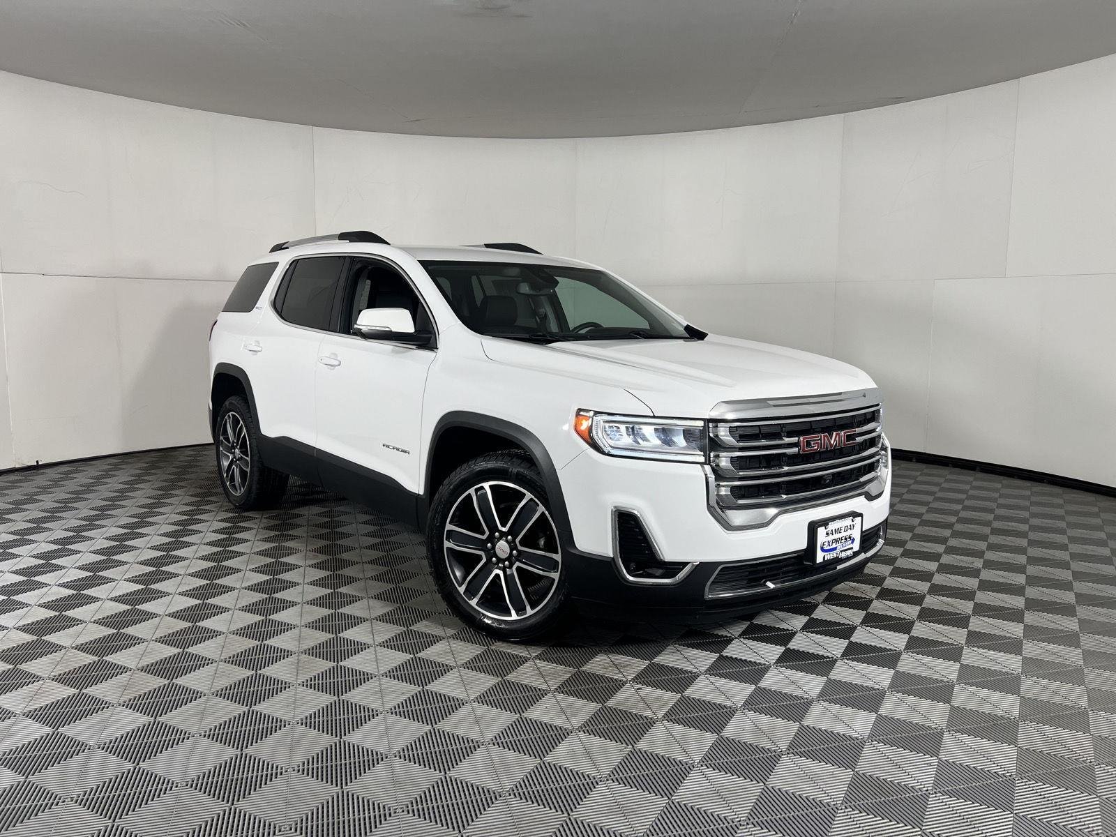 Used 2023 Summit White GMC SLT image 25