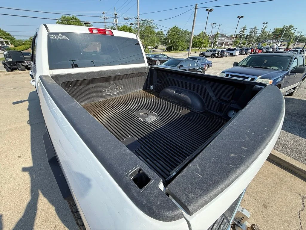 Used 2019 White Ram Big Horn image 8