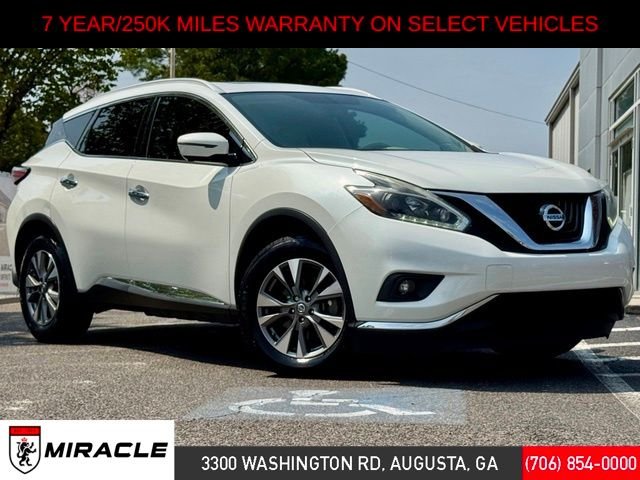 Used 2018 White Nissan SL image 1