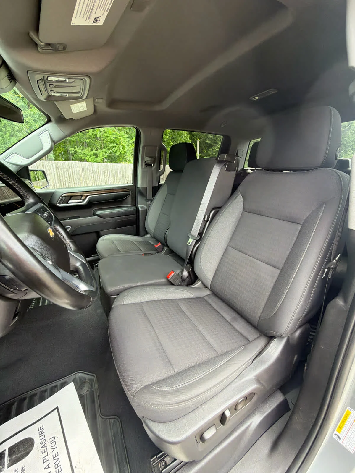 Used 2023 Sterling Gray Metallic Chevrolet LT image 17