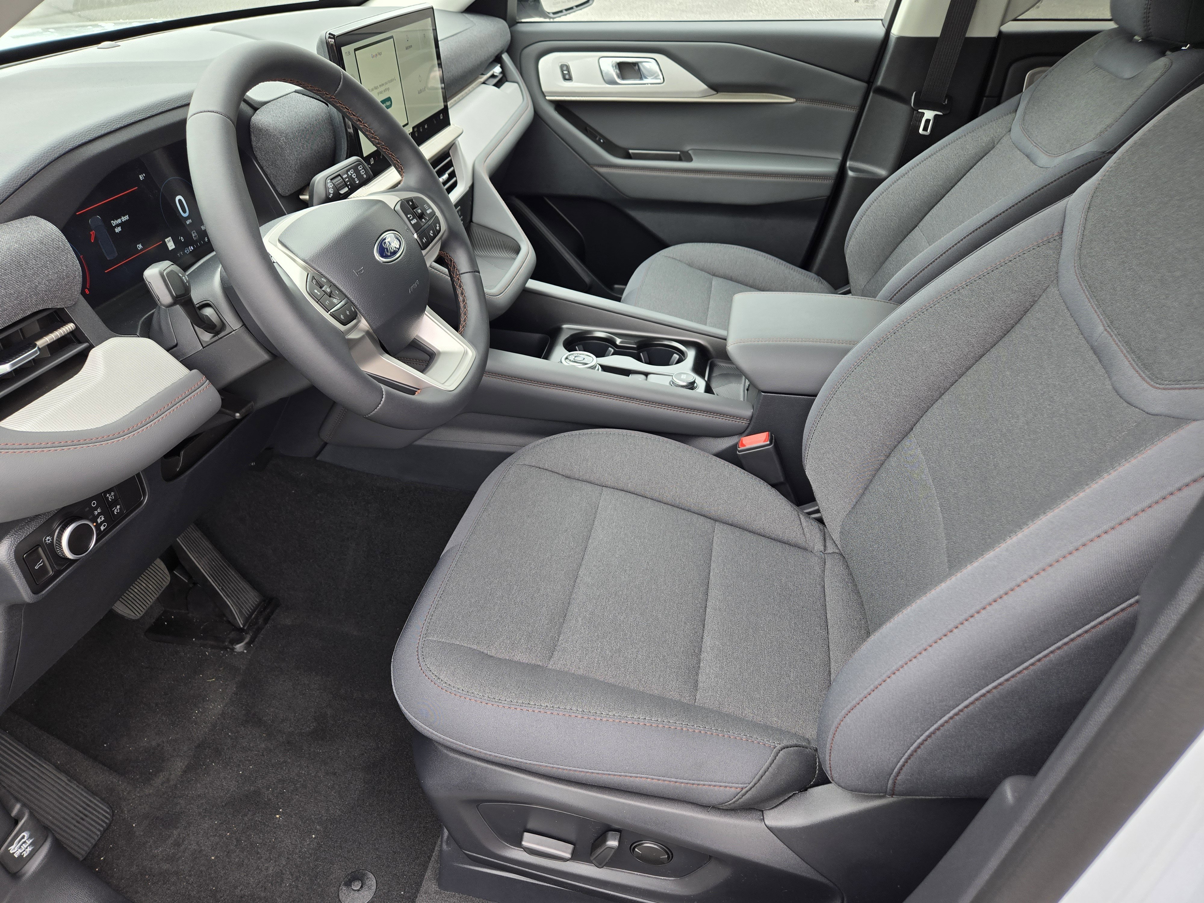 New 2026 Space White Metallic FORD Active image 16