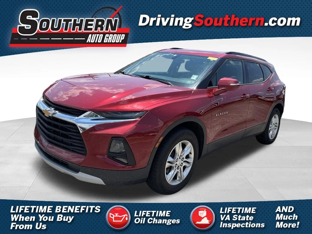 Used 2019 Red Chevrolet Base image 1