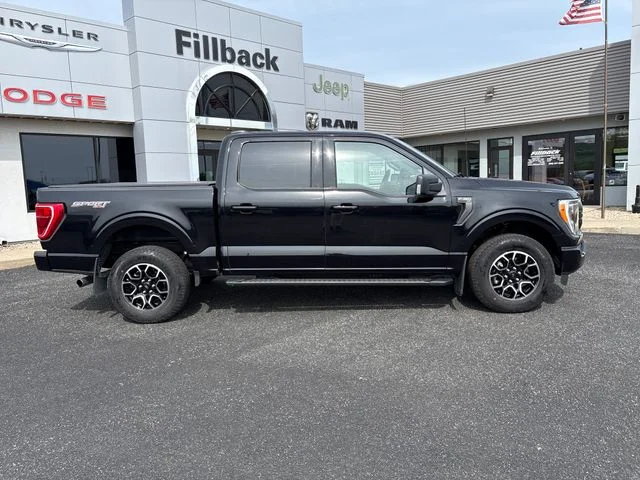 Used 2023 Black Metallic Ford XLT image 9