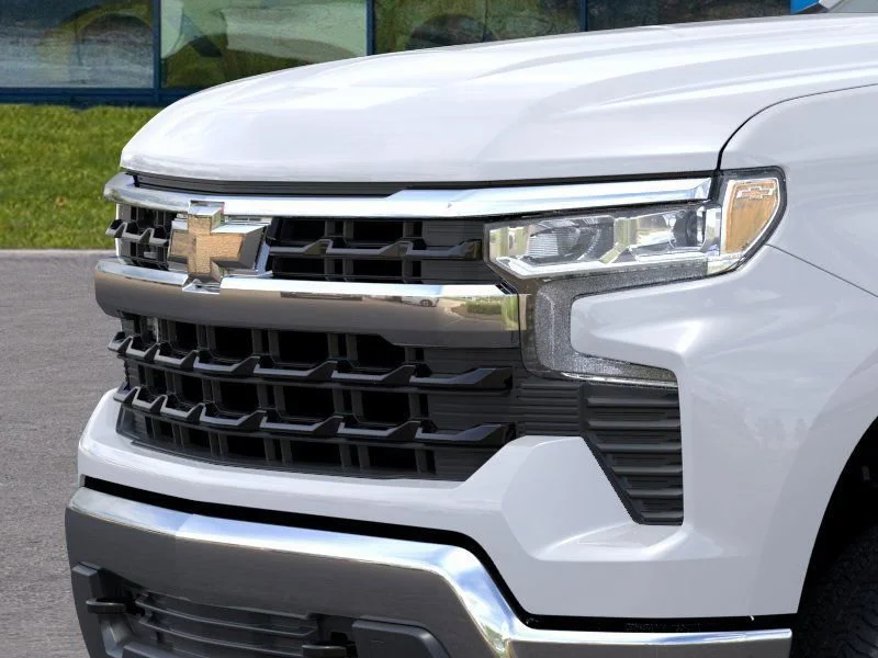 New 2026 Summit White Chevrolet LT image 21