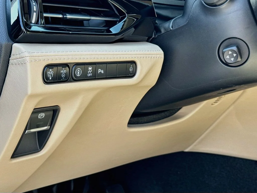 Used 2026  Acura Advance Package image 24