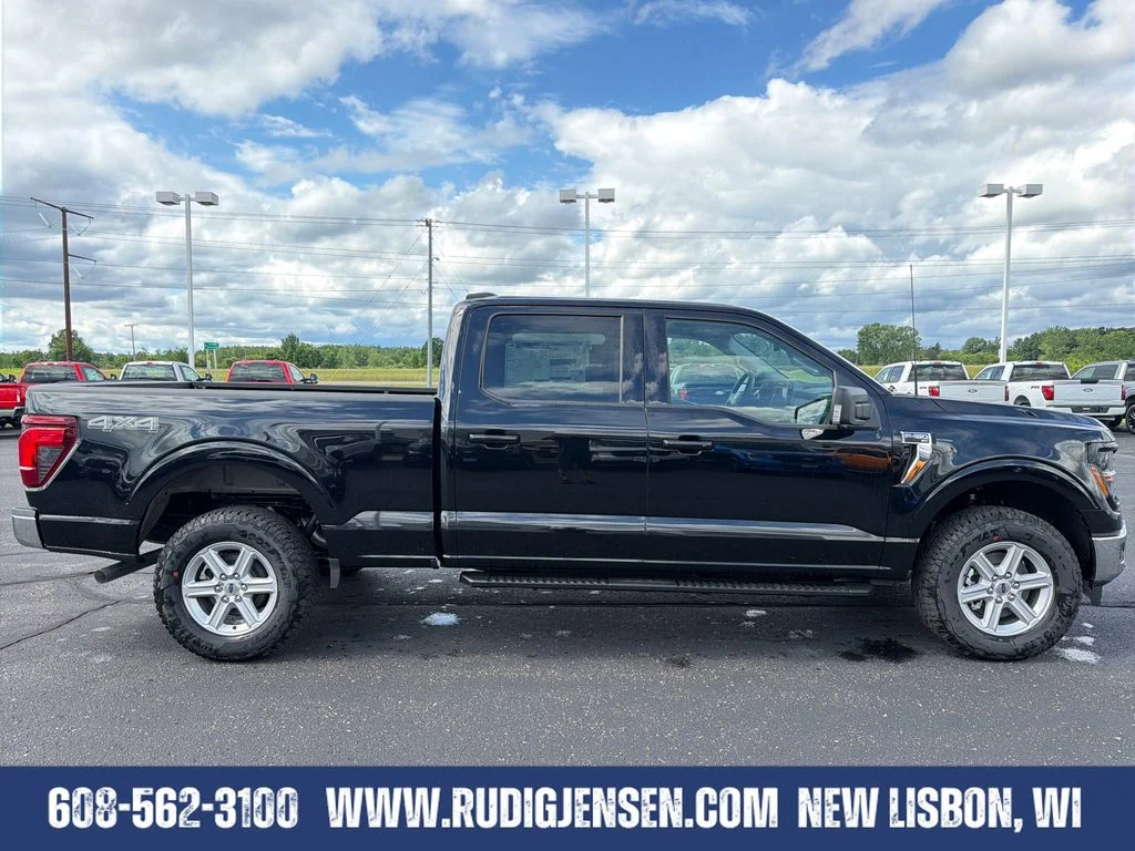 New 2026 Agate Black Metallic Ford XLT image 7
