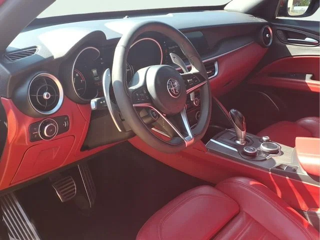 Used 2018 Red Alfa Romeo Ti image 8