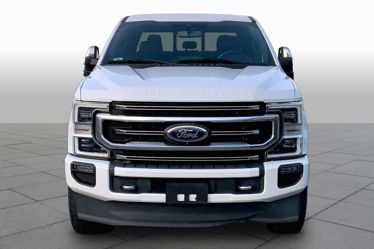Used 2022 Star White Metallic Tri-Coat Ford Platinum image 4