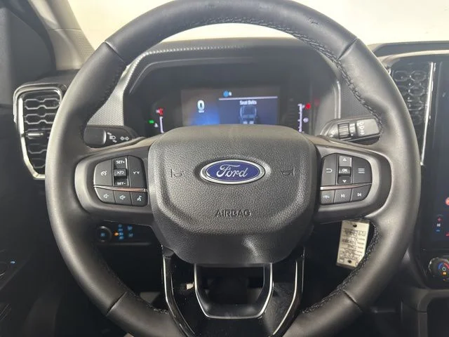 New 2025 Shadow Black Ford XLT image 19