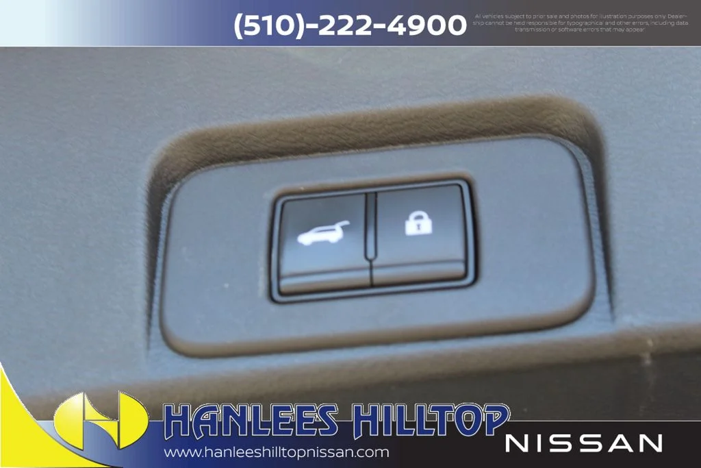 Used 2023 Gray Nissan SL image 11