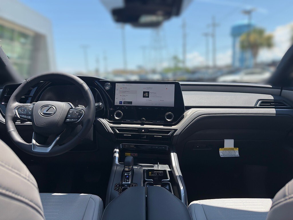 New 2026 Wind Chill Pearl Lexus PREMIUM AWD image 21