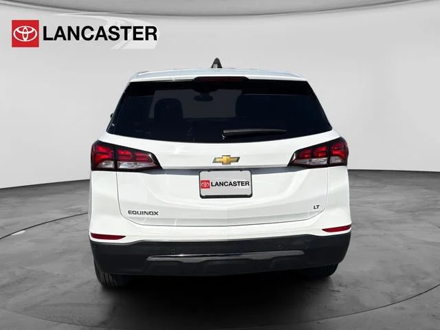 Used 2024 Summit White Chevrolet LT image 6