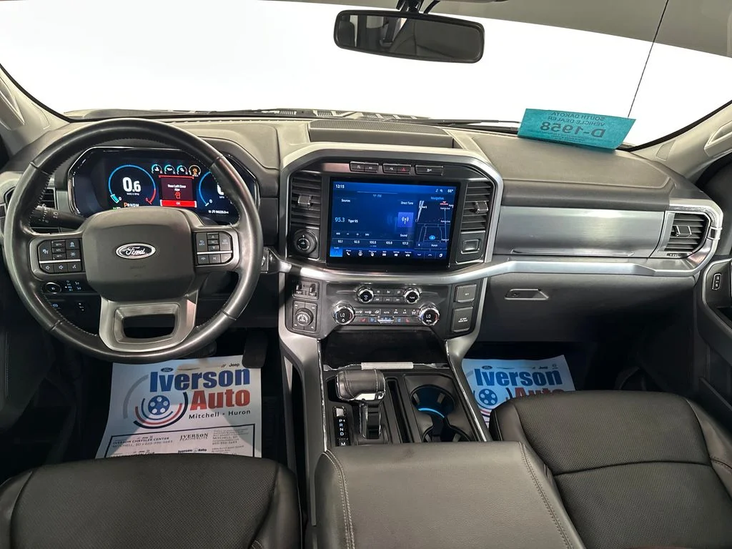 Used 2021 White Ford Lariat image 30