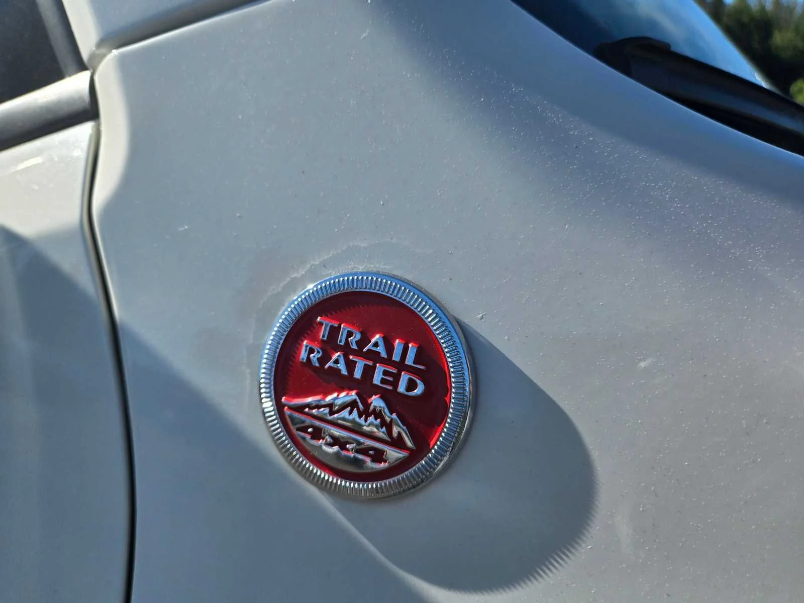 Used 2023  Jeep Trailhawk image 29