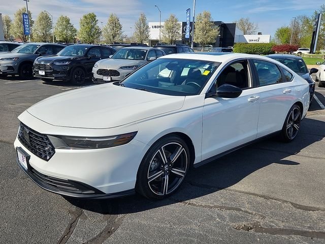 Used 2024 Platinum White Pearl Wx Honda Sport image 3