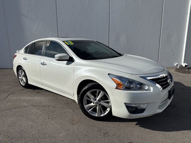 Used 2013 Nissan Altima Sedan SL with VIN 1N4AL3AP4DN463685 for sale in Kansas City